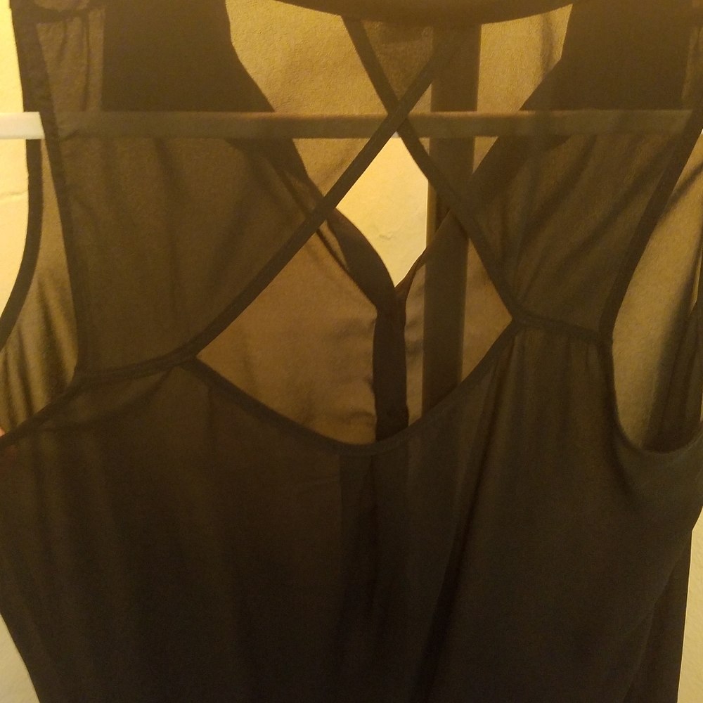 Sheer hi-lo button down. - Picture 3 of 3